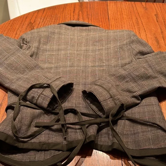 Rinascimento Italy Two Piece Set Consisting Of Skirt And Blazer 10 & 14 - Picture 12 of 16